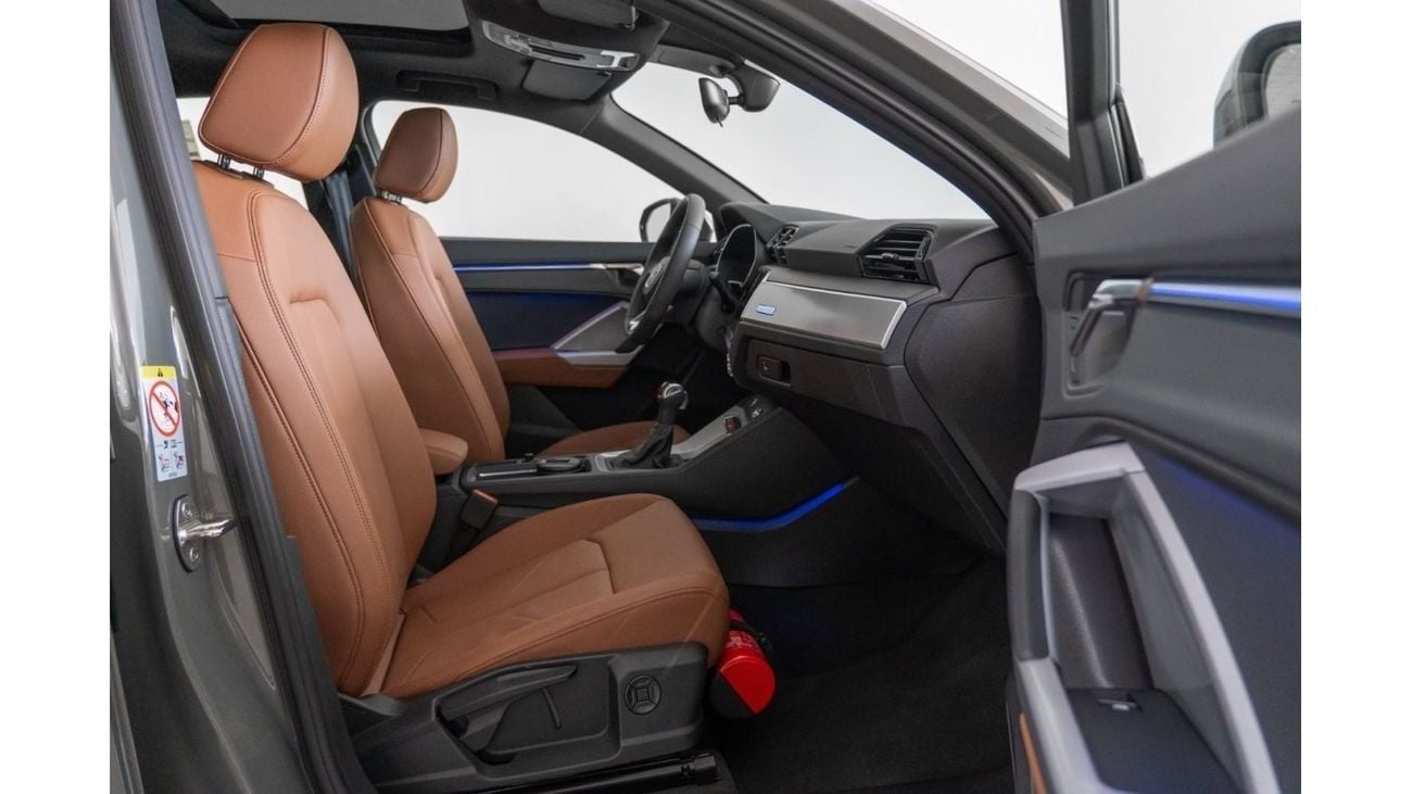 أودي Q3 2024 Audi Q3 40TSFI / 5 Year Audi Warranty & Service Contract