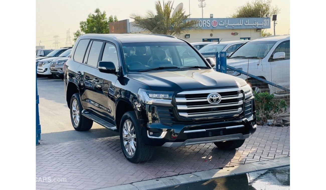 تويوتا لاند كروزر Toyota Landcruiser RHD Diesel engine model 2016 full option