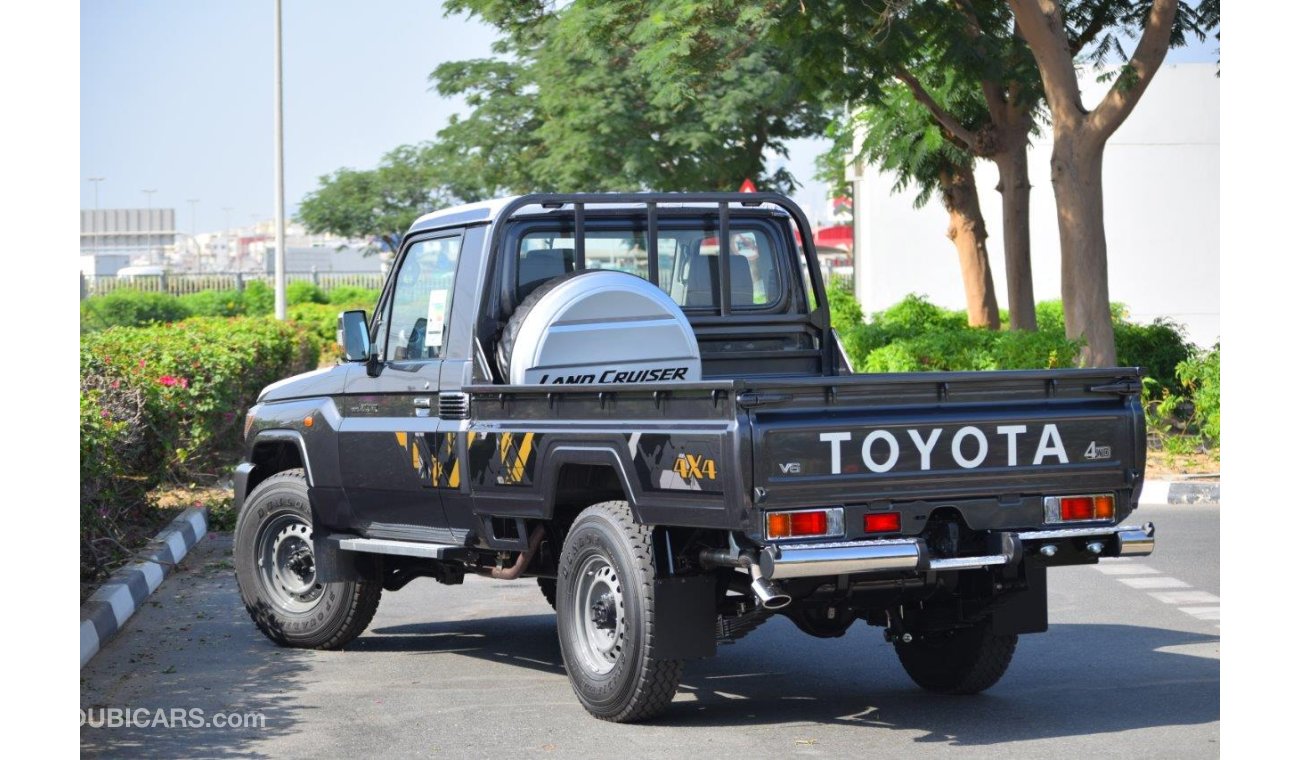 Toyota Land Cruiser Pick Up 79 Single Cabin V6 4.0L Petrol MT with Winch, Difflock