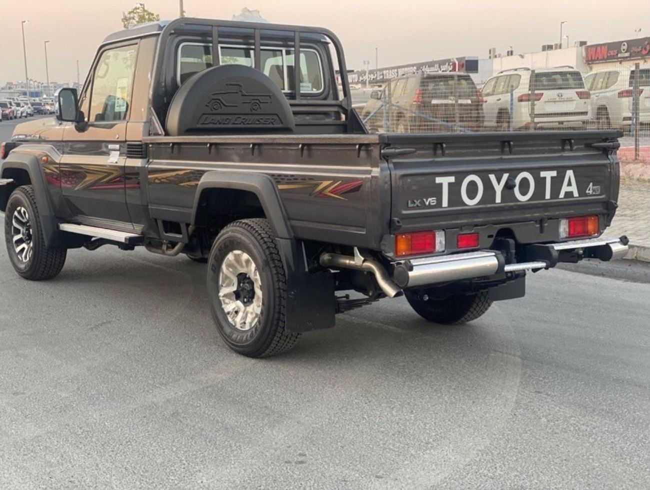 Toyota Land Cruiser Pick Up 4.0L Full Option