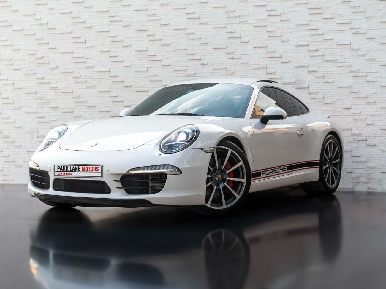 Porsche 911 Carrera S 3.8L (400 HP) Coupe