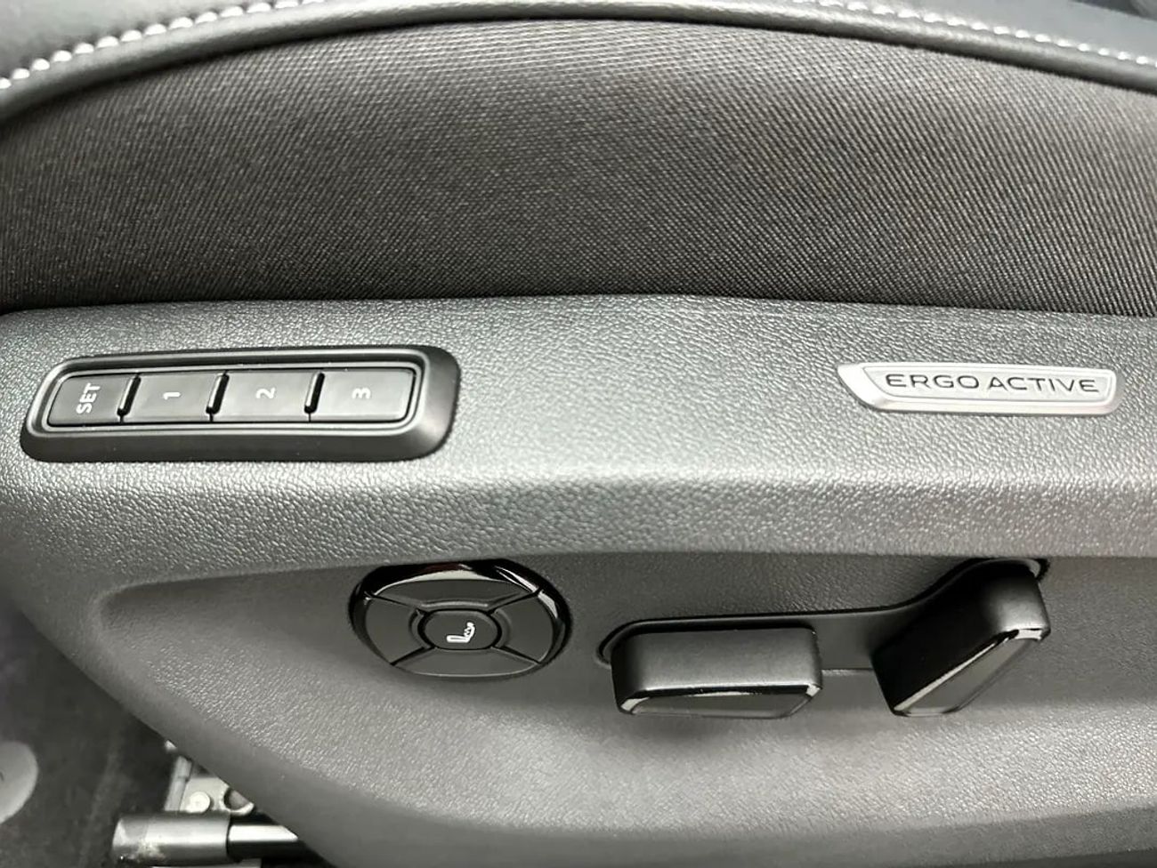 Volkswagen Tiguan 2.0 TSI Elegance Elegance