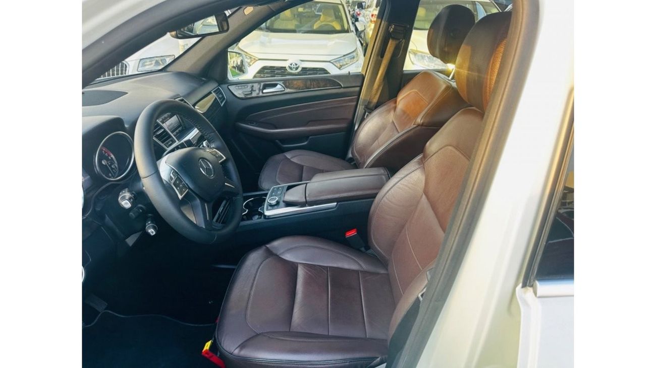 Mercedes-Benz ML 350 AMG MODEL 2013 GCC CAR PERFECT CONDITION INSIDE AND OUTSIDE FULL OPTION PANORAMIC ROOF