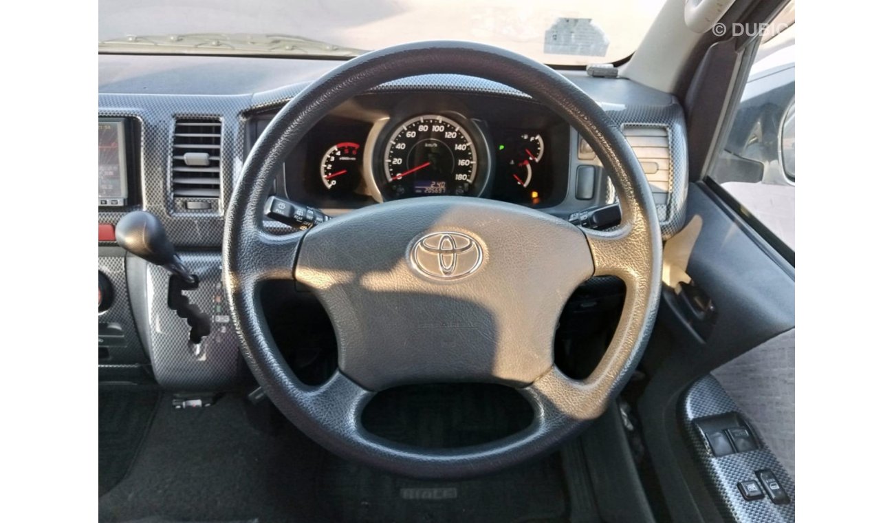 تويوتا هاياس TOYOTQA HIACE RIGHT HAND DRIVE (PM1069)