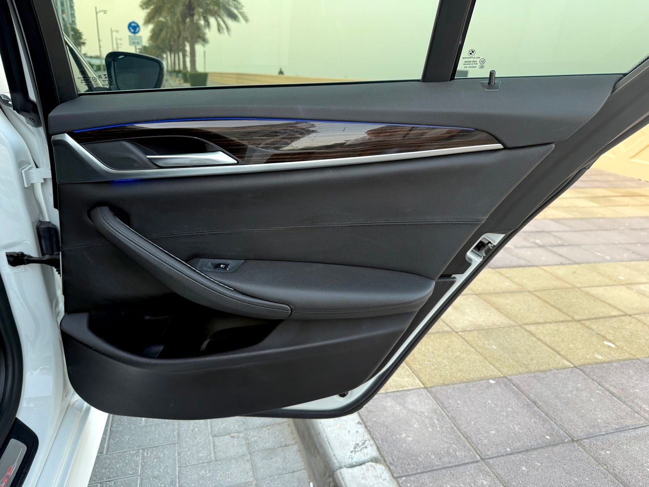 بي أم دبليو 530i