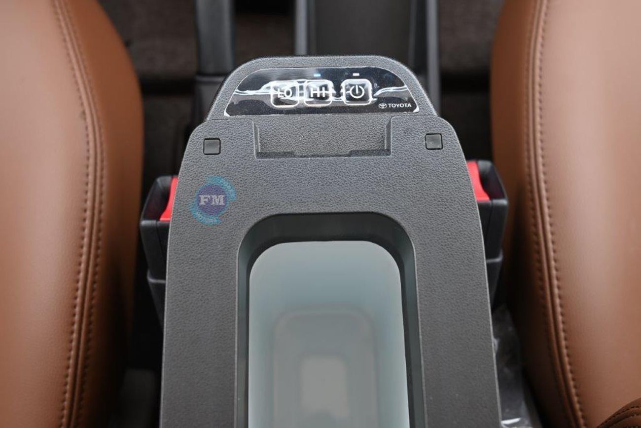 Toyota Land Cruiser 70 71 Hardtop V6 4.0L Petrol 4WD Automatic