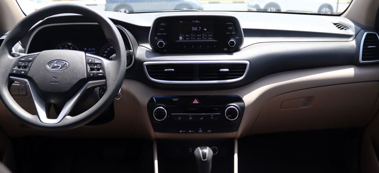Hyundai Tucson GL ACCIDENTS FREE - GCC - PERFECT CONDITION INSIDE OUT - 2000 CC