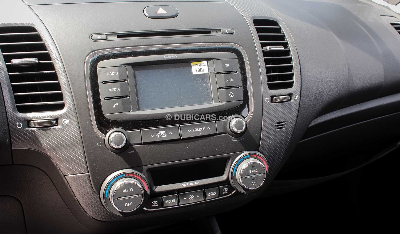 كيا سيراتو 2.0 4 CYLINDER