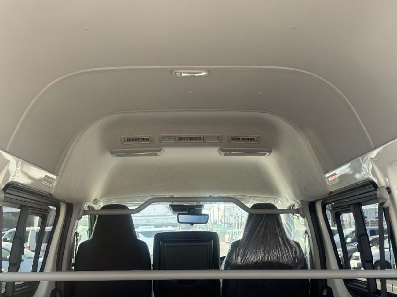 تويوتا هاياس 2026 TOYOTA RHD HIACE LONG VAN 2.0L PETROL DX-GL PACKAGE BRAND NEW 0KM