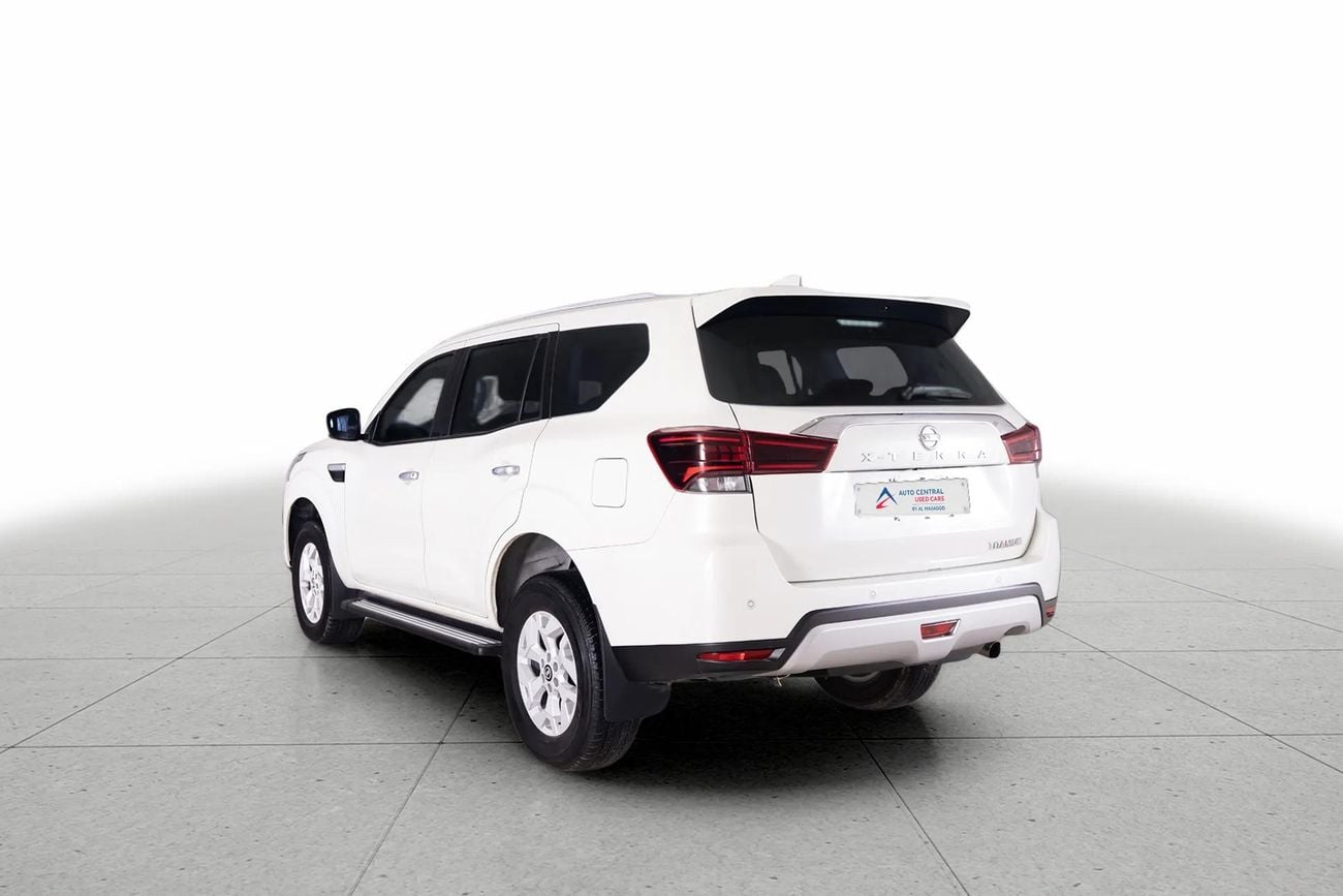 Nissan XTerra Titanium 2.5L RWD TITANIUM 2.5