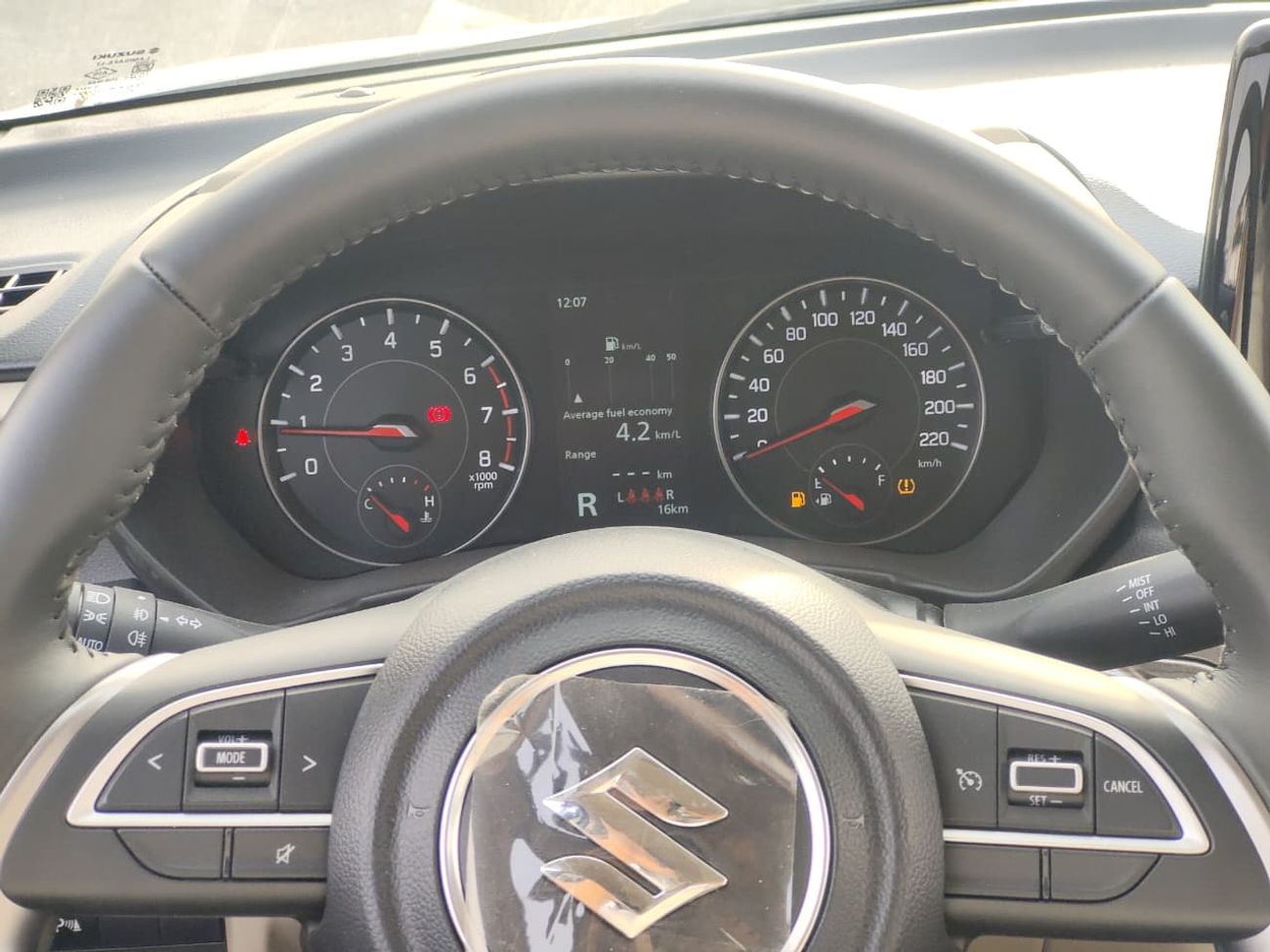 Suzuki Dzire SUZUKI DZIRE 1.2 HYBRID 2025