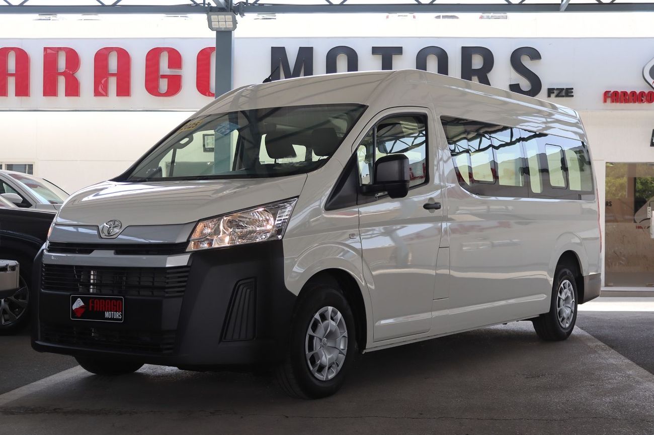 Toyota Hiace 3.5 V6 CARGO MANUAL TRANSMISSION **EXPORT ONLY**التصدير فقط خارج الخليج***
