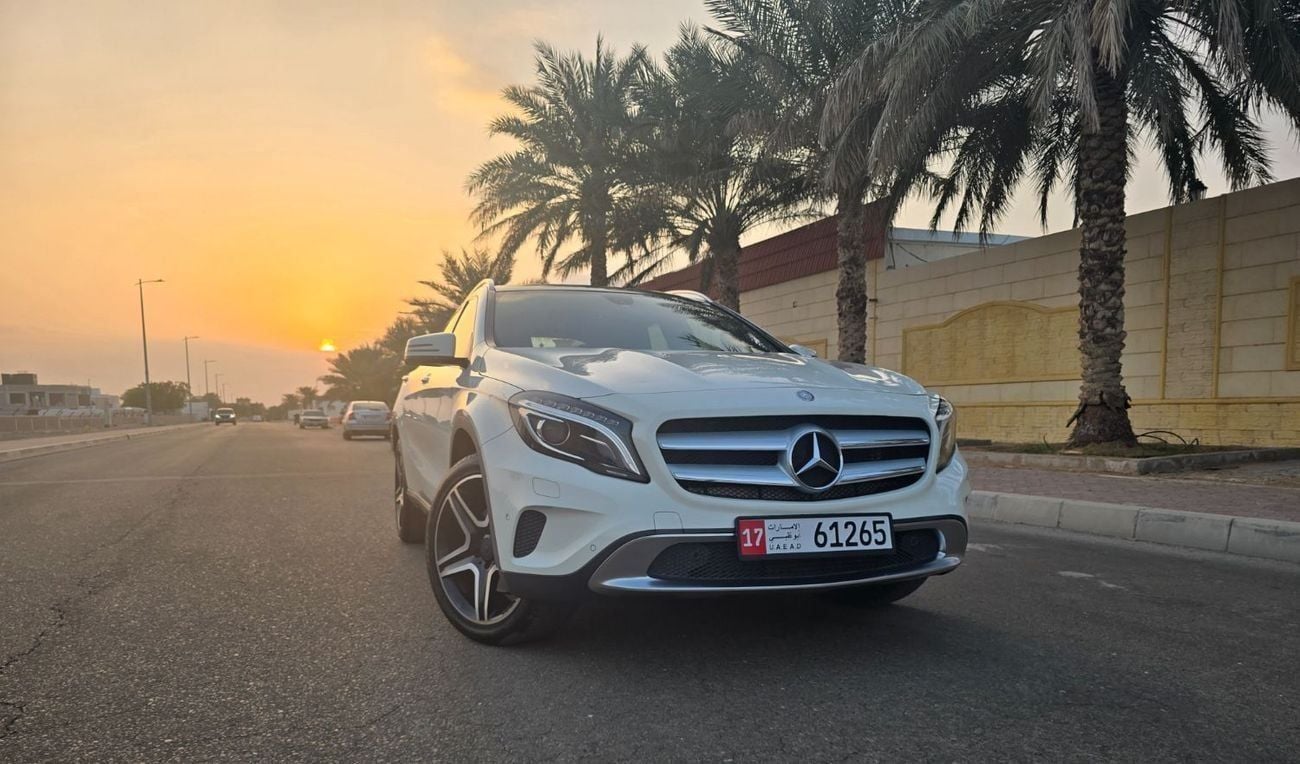Mercedes Benz GLA250 STD