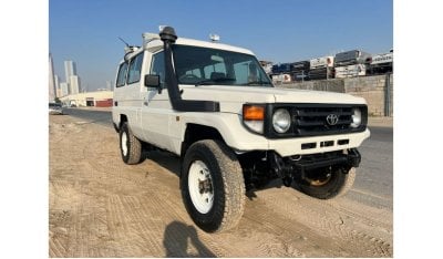 Toyota Land Cruiser Hard Top