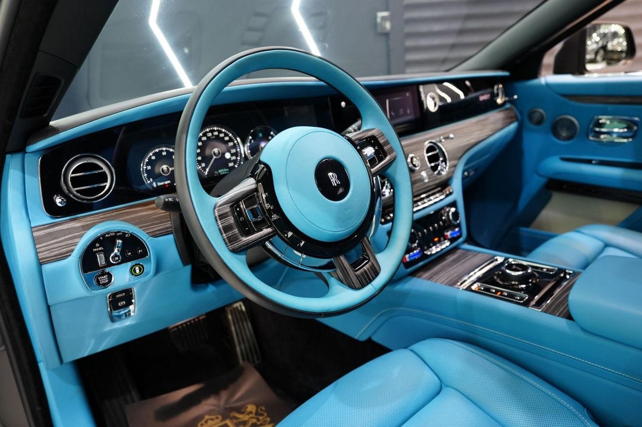 Rolls Royce Ghost Standard VIP Rear Seats w/ Entertainment Screens, Bespoke Audio, Very Low KM, Dealer Warranty!!