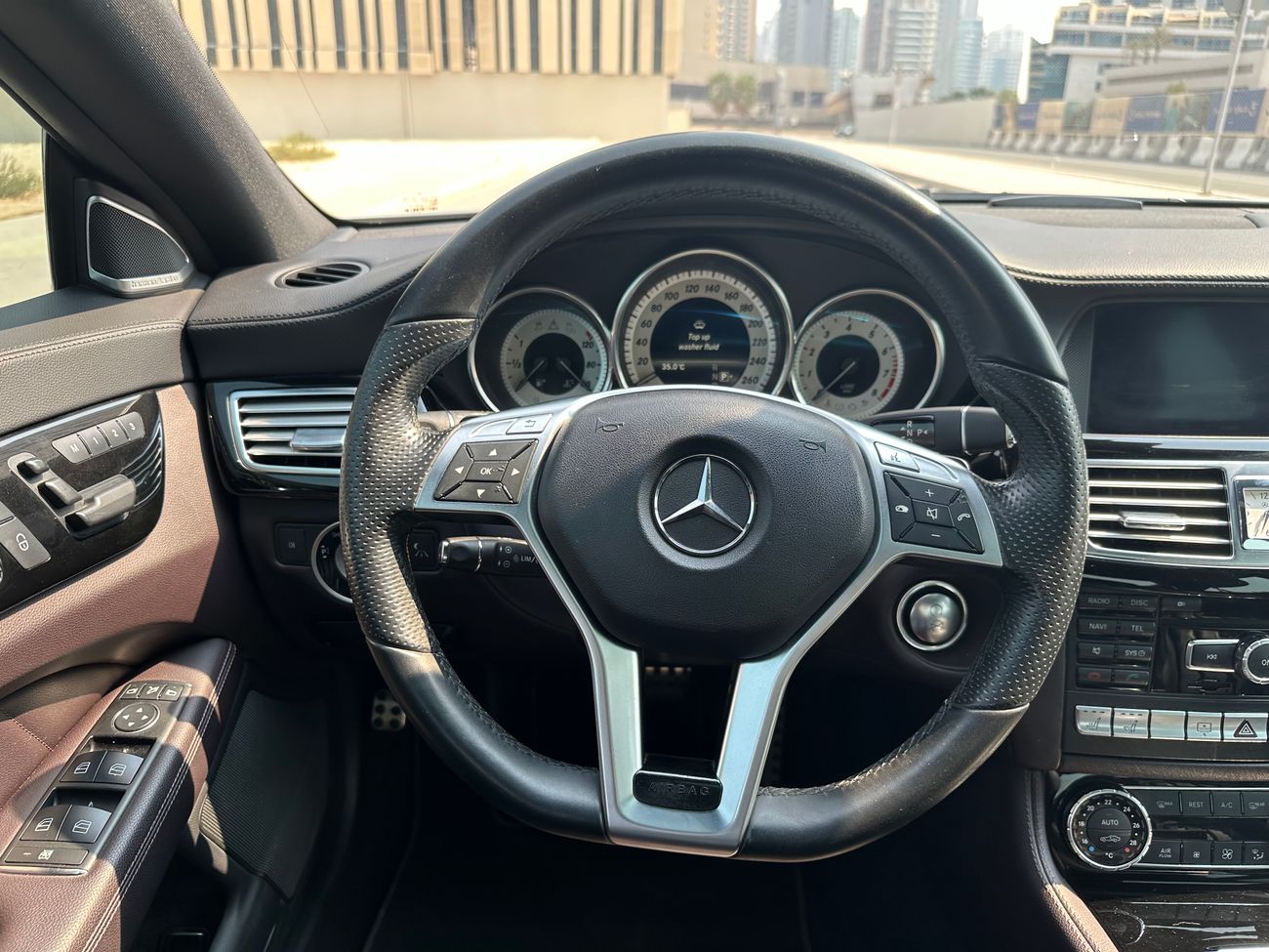 Mercedes-Benz CLS 500 V8