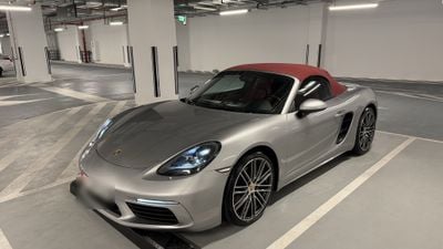 Porsche 718 Boxster Base 2.0L