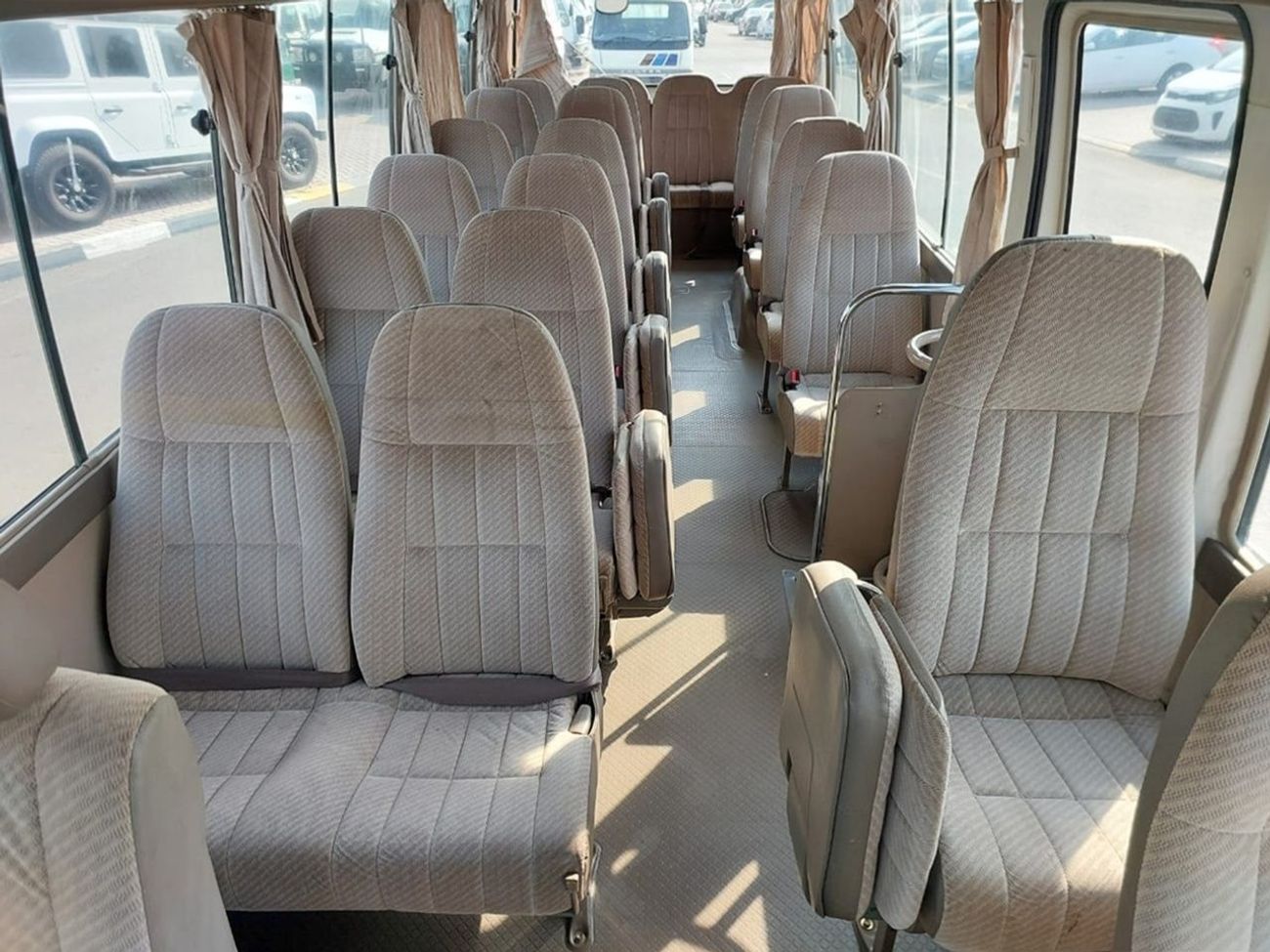 تويوتا كوستر TOYOTA COASTER BUS RHD 1998 MODEL 4.2L DIESEL AUTOMATIC(PM00847)