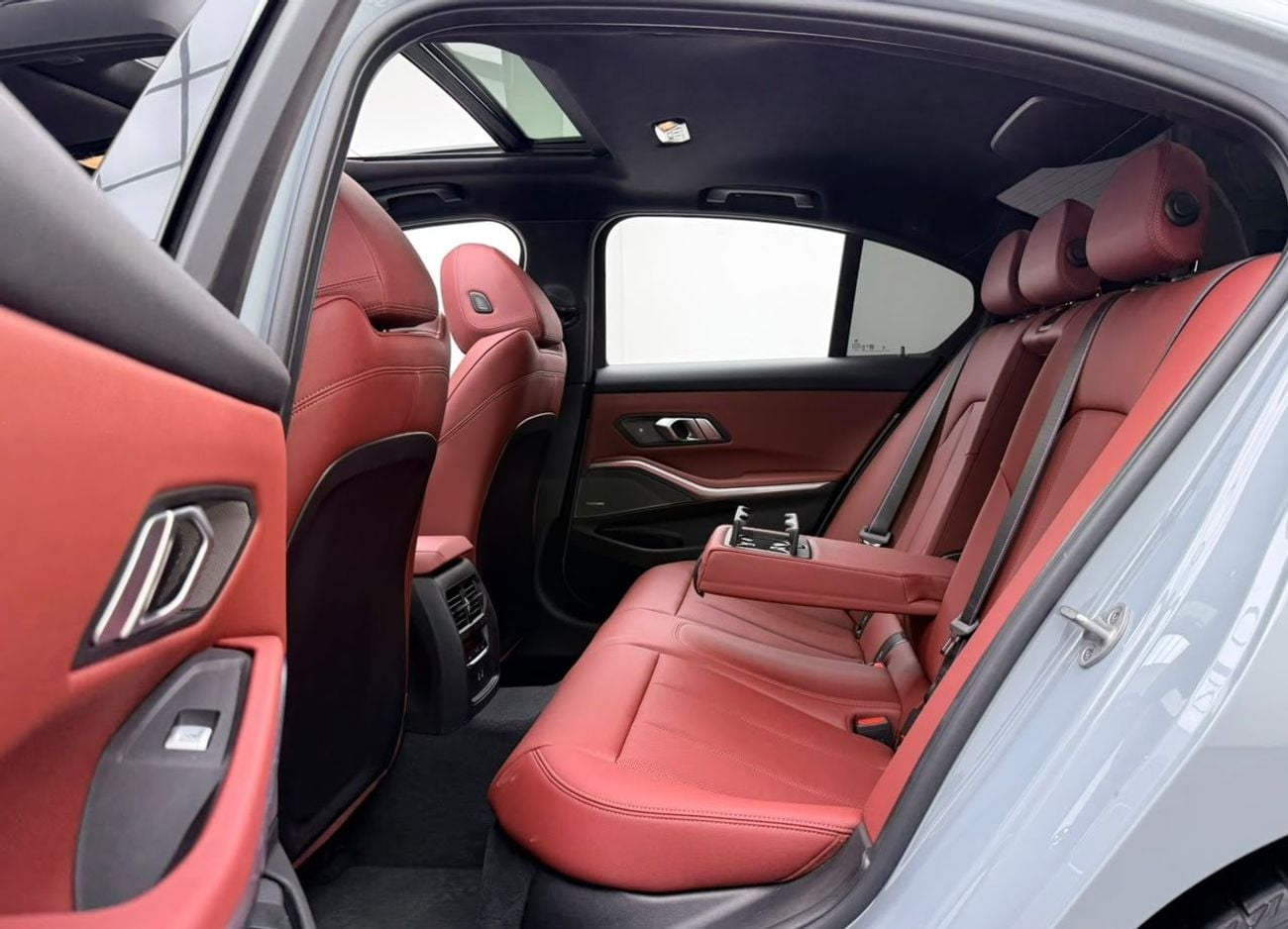 BMW M340i XDRIVE 2026 BMW M340i M-Sport, 5 Years BMW Warranty + Service Pack, Full BMW Service History, Low Km, GCC