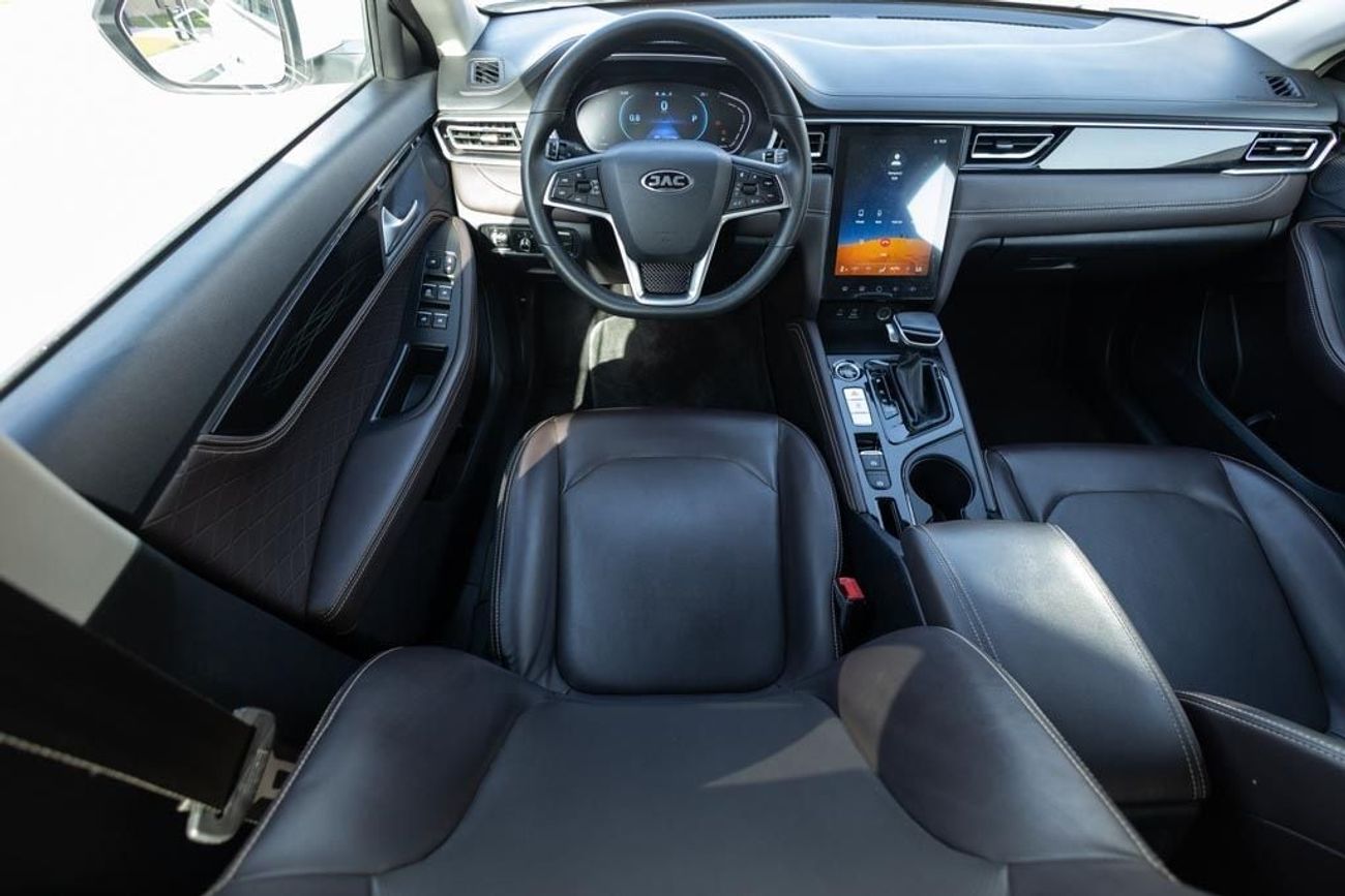 JAC J7 JAC J7 2023 GCC under Warranty with Flexible Down-Payment.