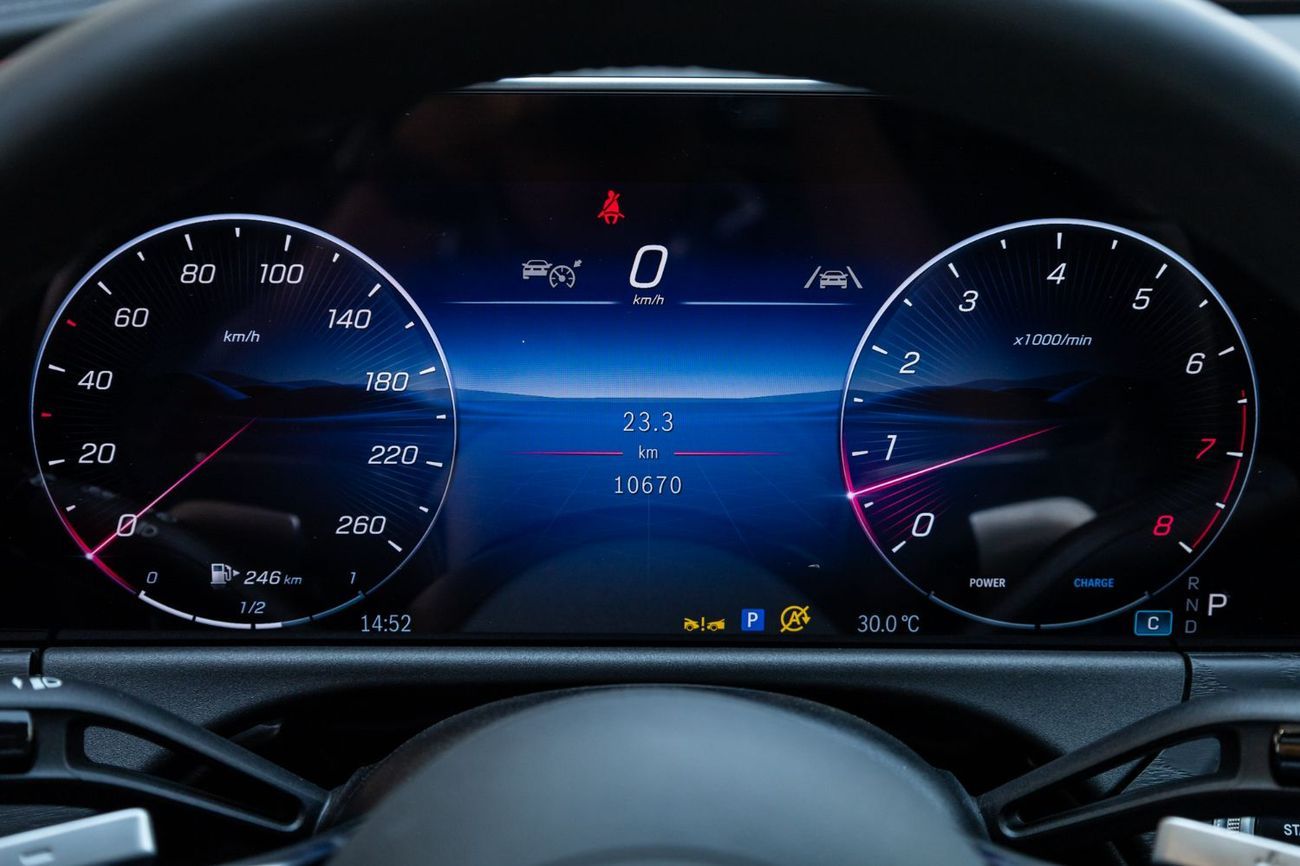 Mercedes-Benz E200 2.0L