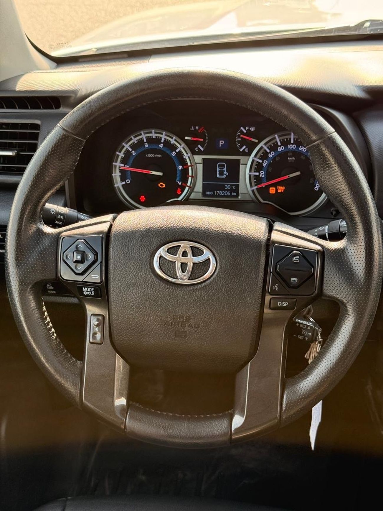 Toyota 4Runner TRD PRO  Full option 4.0L with Off Road mode
