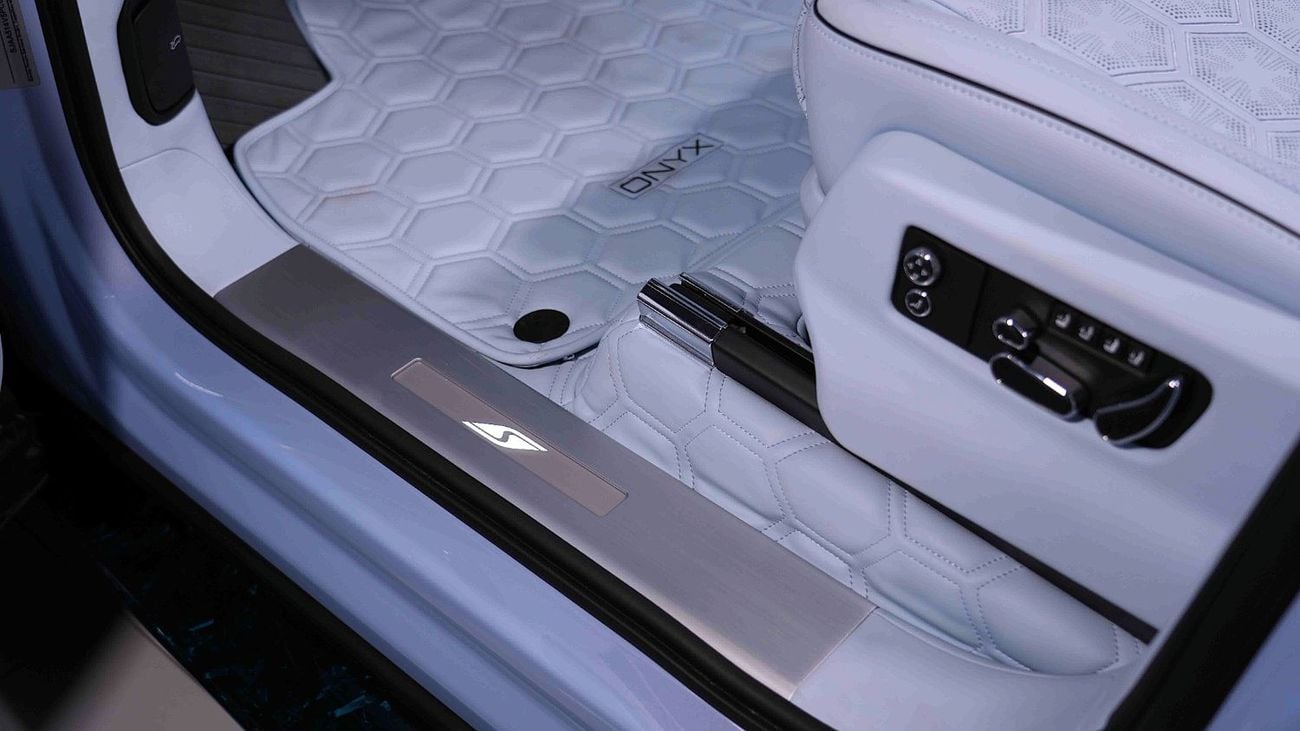 بنتلي بينتايجا S | LIMITED OFFER | ONYX CONCEPT | 1 OF 5 | LIMITED-EDITION | 3-YEAR WARRANTY AND SERVICE