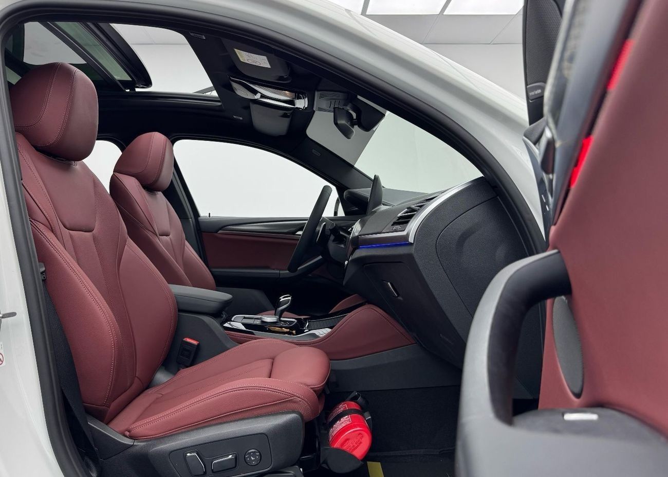 بي أم دبليو X4 xDrive 30i M Sport 2.0L 2024 BMW X4 xDrive30i M-Sport, 2029 BMW Warranty + Service Pack, Very Low Km