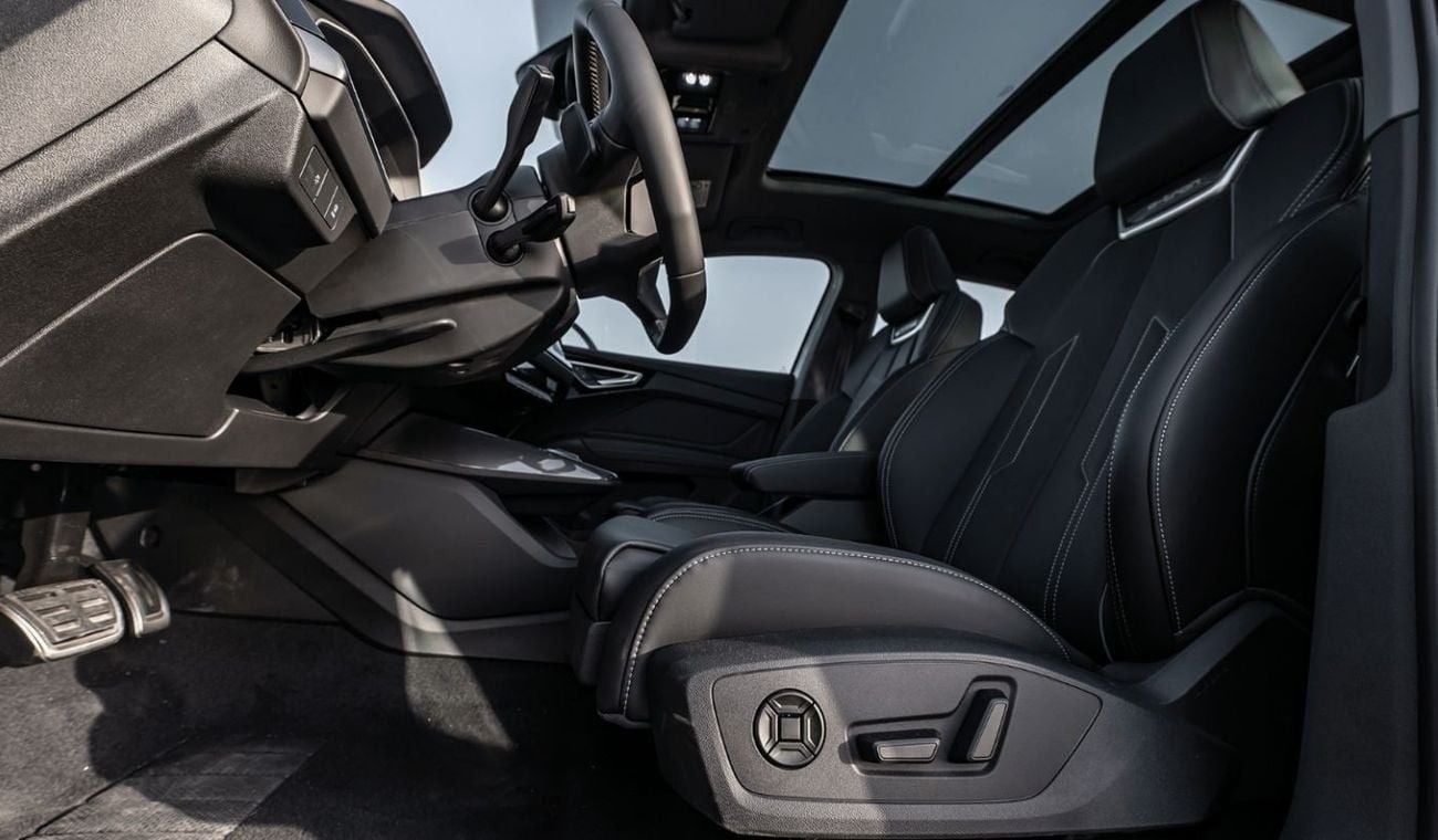 Audi Q4 2025 | AUDI E-TRON Q4 TOP VERSION [ EXPORT ONLY ]