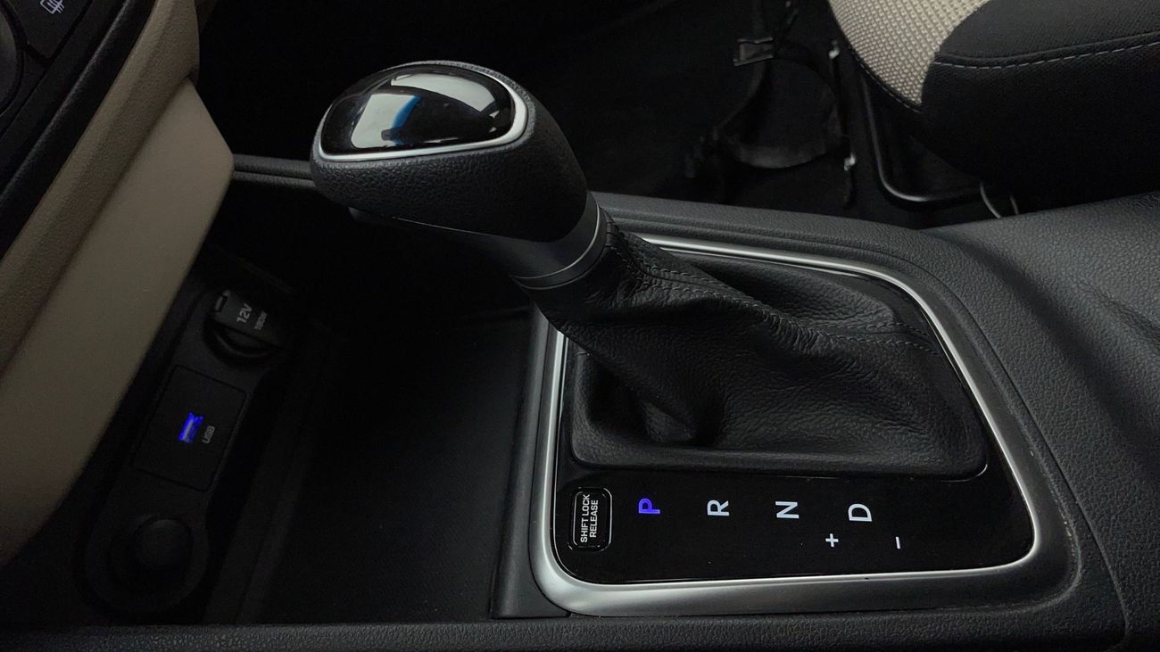 هيونداي أكسنت SMART 1.6 | بدون دفعة مقدمة | اختبار القيادة في المنزل