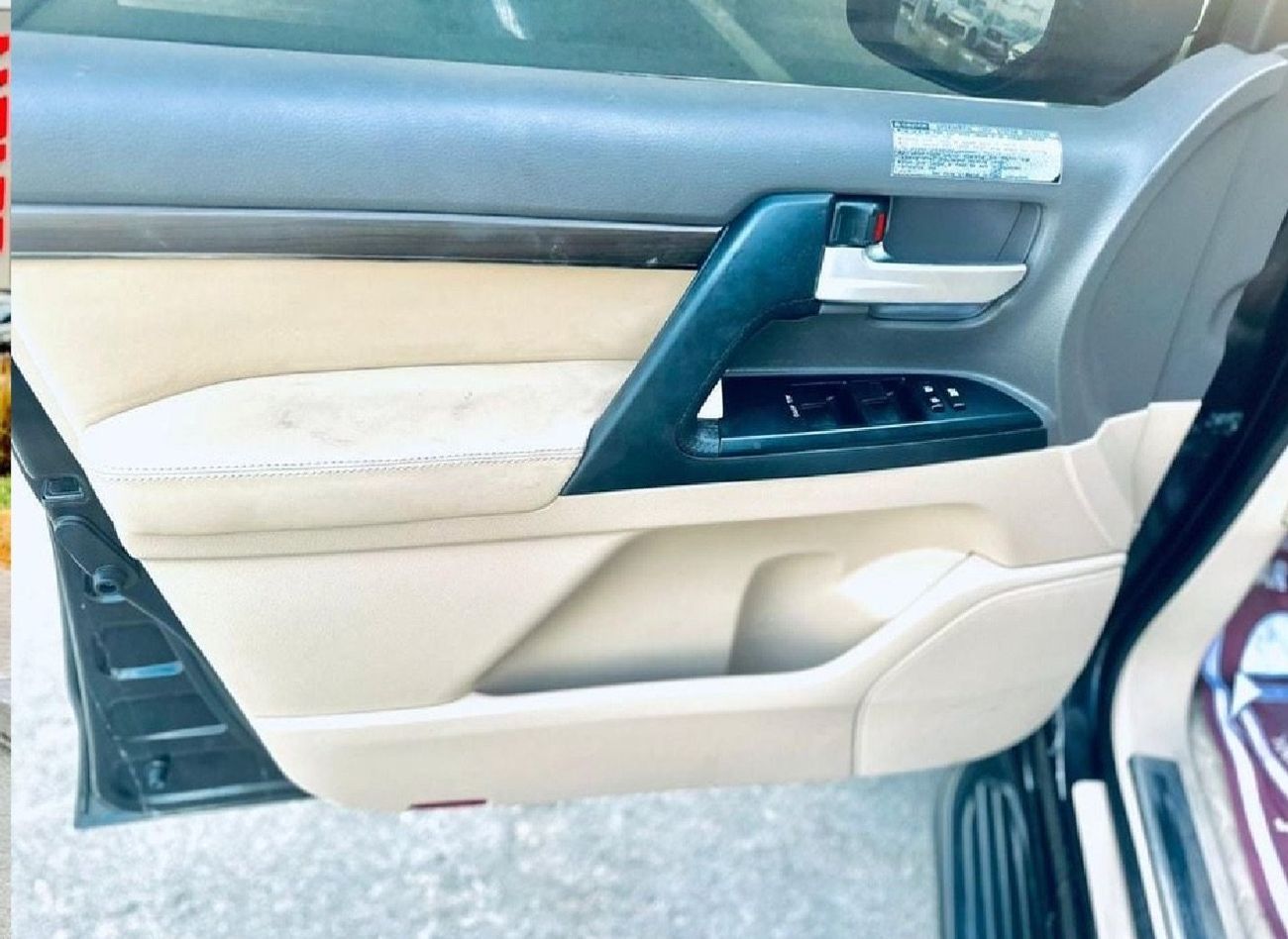 تويوتا لاند كروزر GXR 2012 Facelift to 2024 Shape LC300 Full Option Very Clean And Perfect condition