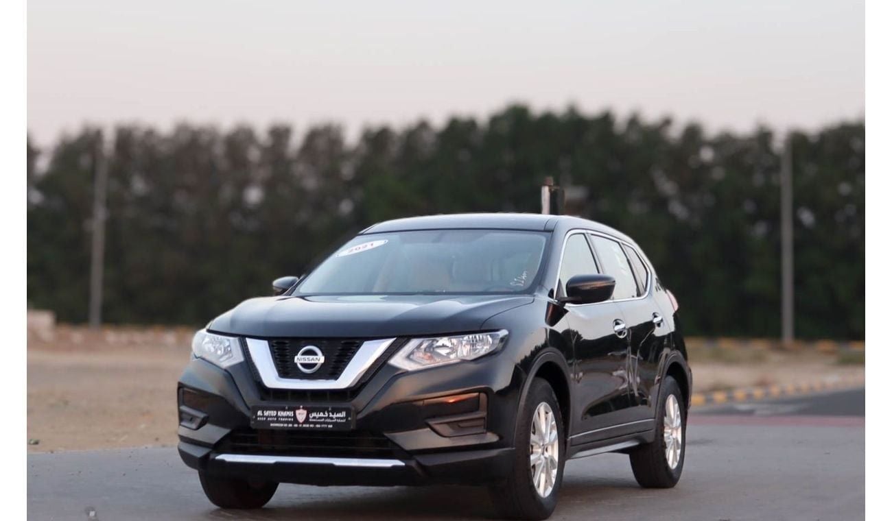 Nissan XTrail S 2.5L (181 HP) FWD Nissan x-trail 2.5L 2021 GCC accident free in excellent condition 1217 P.M