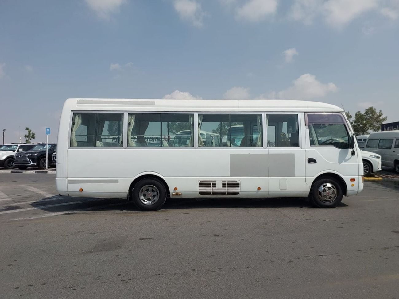 ميتسوبيشي روزا (RAMADAN OFFER) MITSUBISHI ROSA BUS RHD 2006 MODEL 4.9 L DIESEL MANUAL(PM00149)