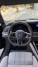 BMW M760e