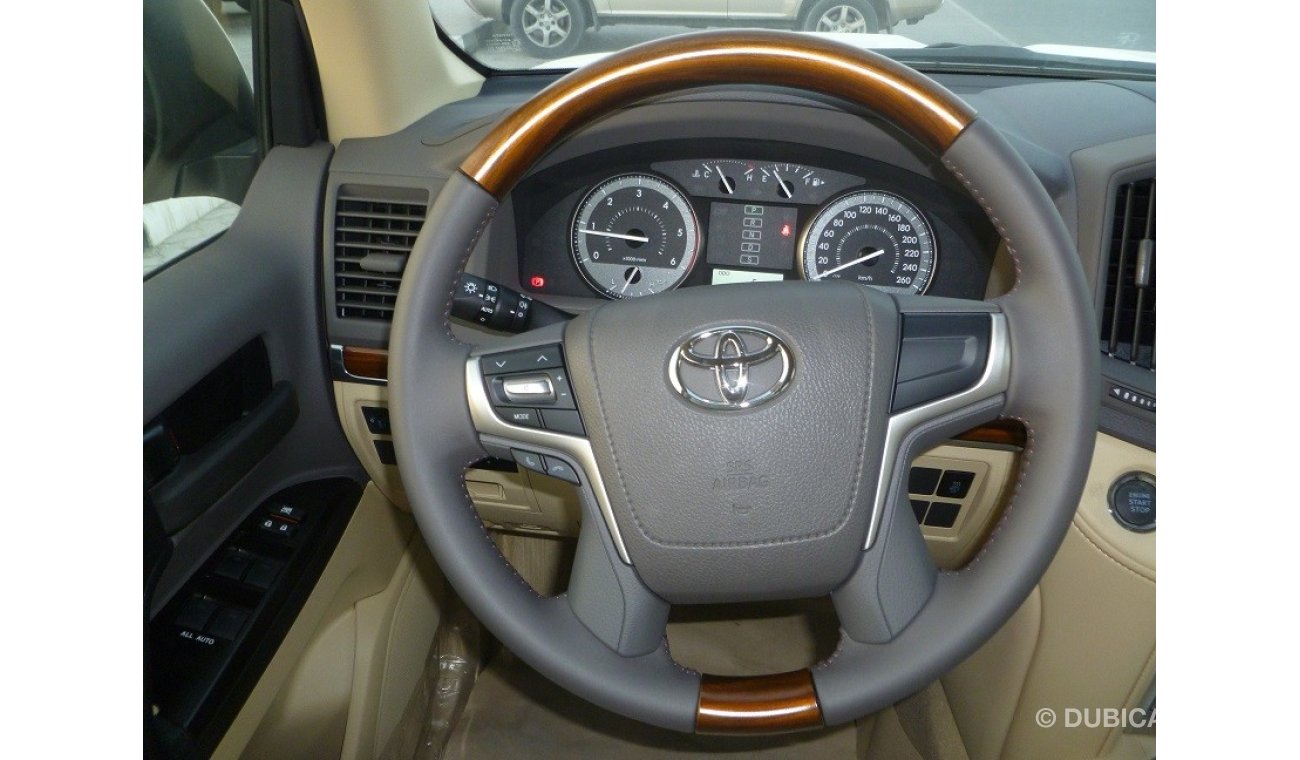 Toyota Land Cruiser 4.5L Diesel GXR8 Auto