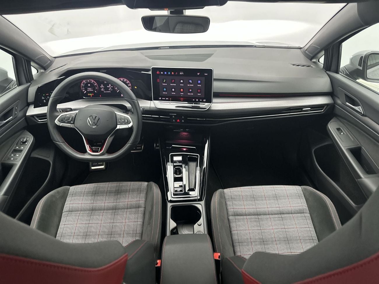 Volkswagen Golf Golf GTI 2L | Fabric Sport Seats | 10.4" Infotainment | Wireless Charging | LED Plus