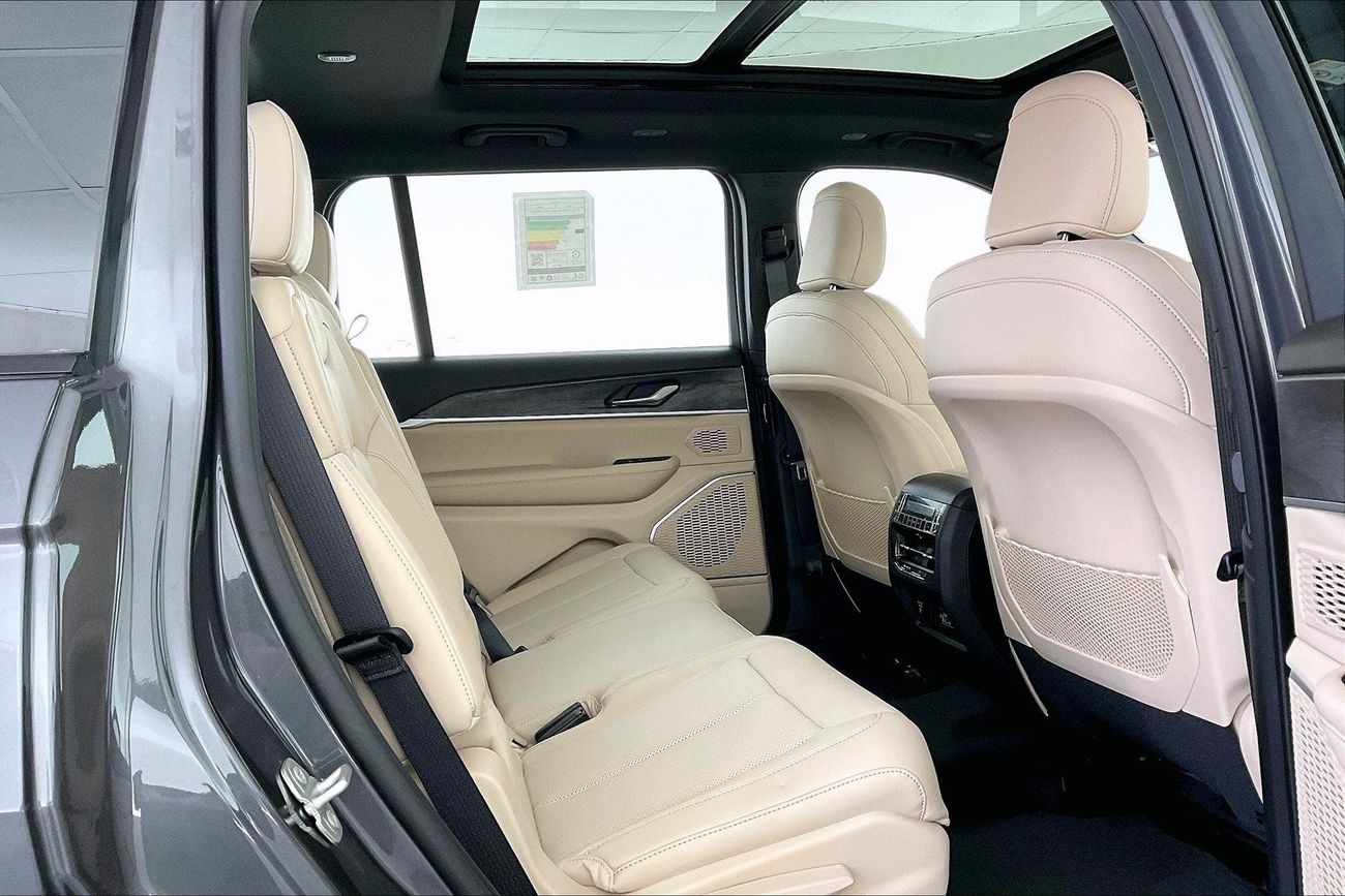 Jeep Cherokee Limited | 1 year free warranty | 1.99% financing rate | Flood Free