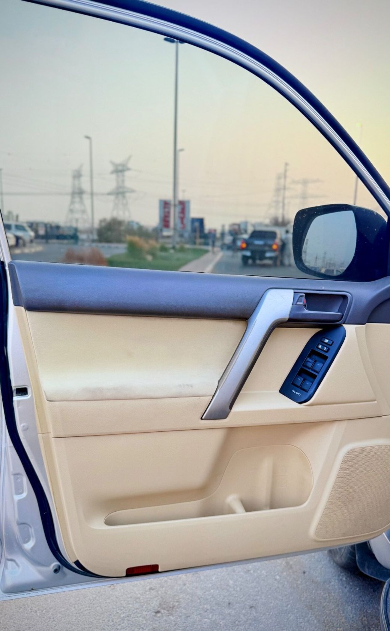 Toyota Prado TXL 2016 Model V4 2.L GCC Specification