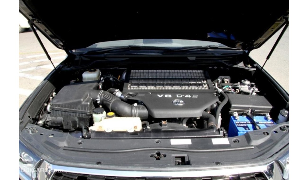 تويوتا لاند كروزر Toyota Landcruiser RHD Diesel engine