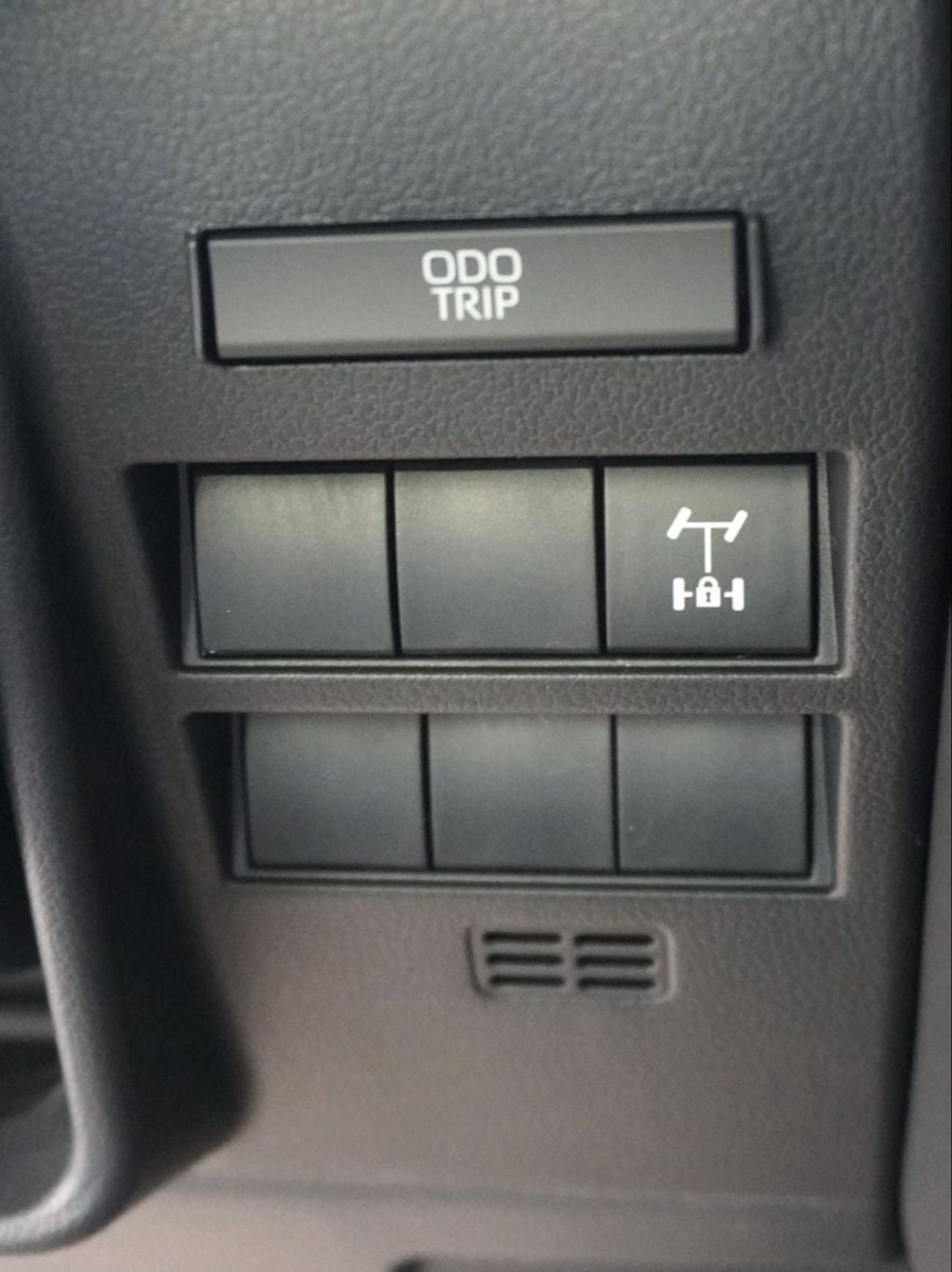 Toyota Land Cruiser GXR TOYOTA Landcruiser GXR 4.0 Petrol AT Model 2026 With RADAR 2026  Model - GCC SPECS