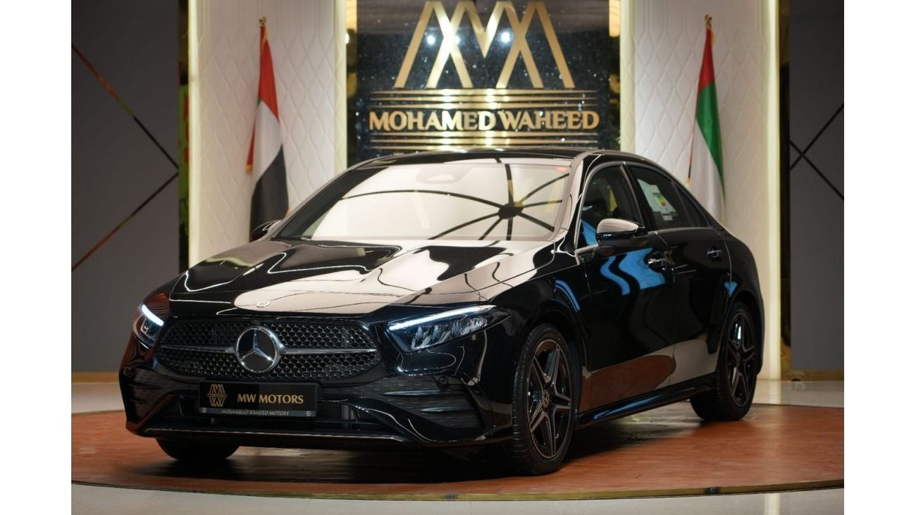 Mercedes-Benz A 200 ✔ AMG Package ✔ Panoramic roof ✔ Self-parking system