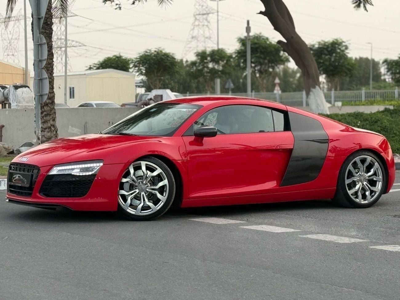 أودي R8 FSI Audi R8 V8 FSI 2015 GCC Specs - Pristine Condition Full Service History in perfect condition