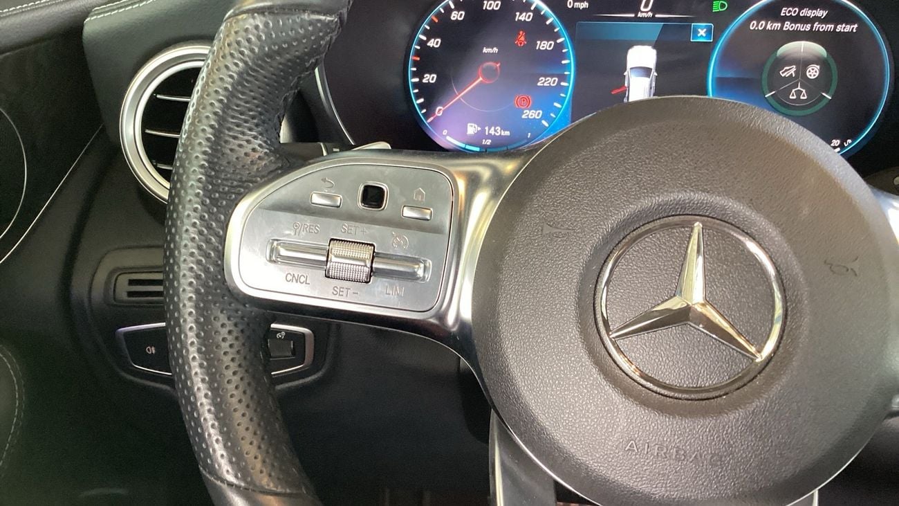 Mercedes Benz GLC200 STD | Guaranteed Warranty | 0 Down Payment