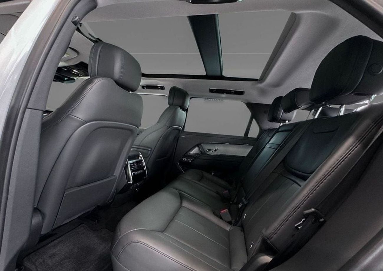 Land Rover Range Rover Sport Clean Title - all service history done in AL TAYER MOTORS