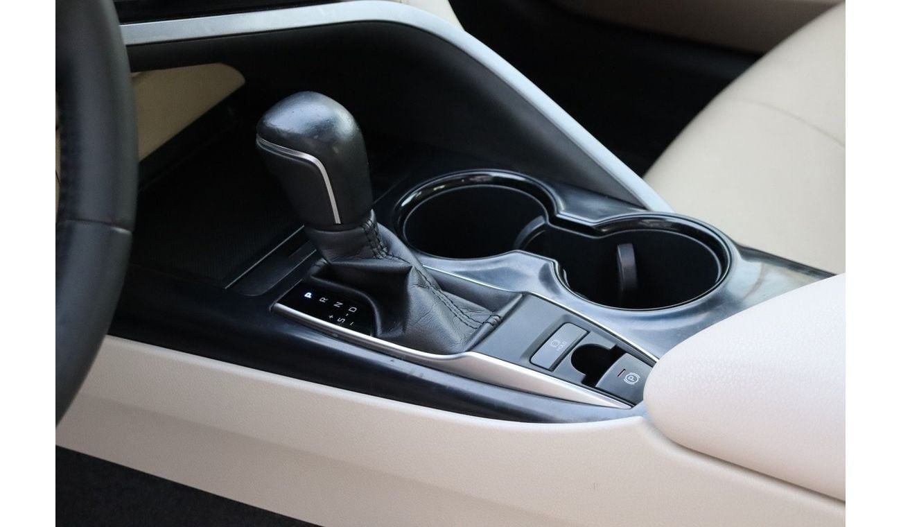 Toyota Camry SE 2.5L (204 HP) Toyota Camry SE / 2018 / GCC / Original Paint/ Full Service History/ 2018