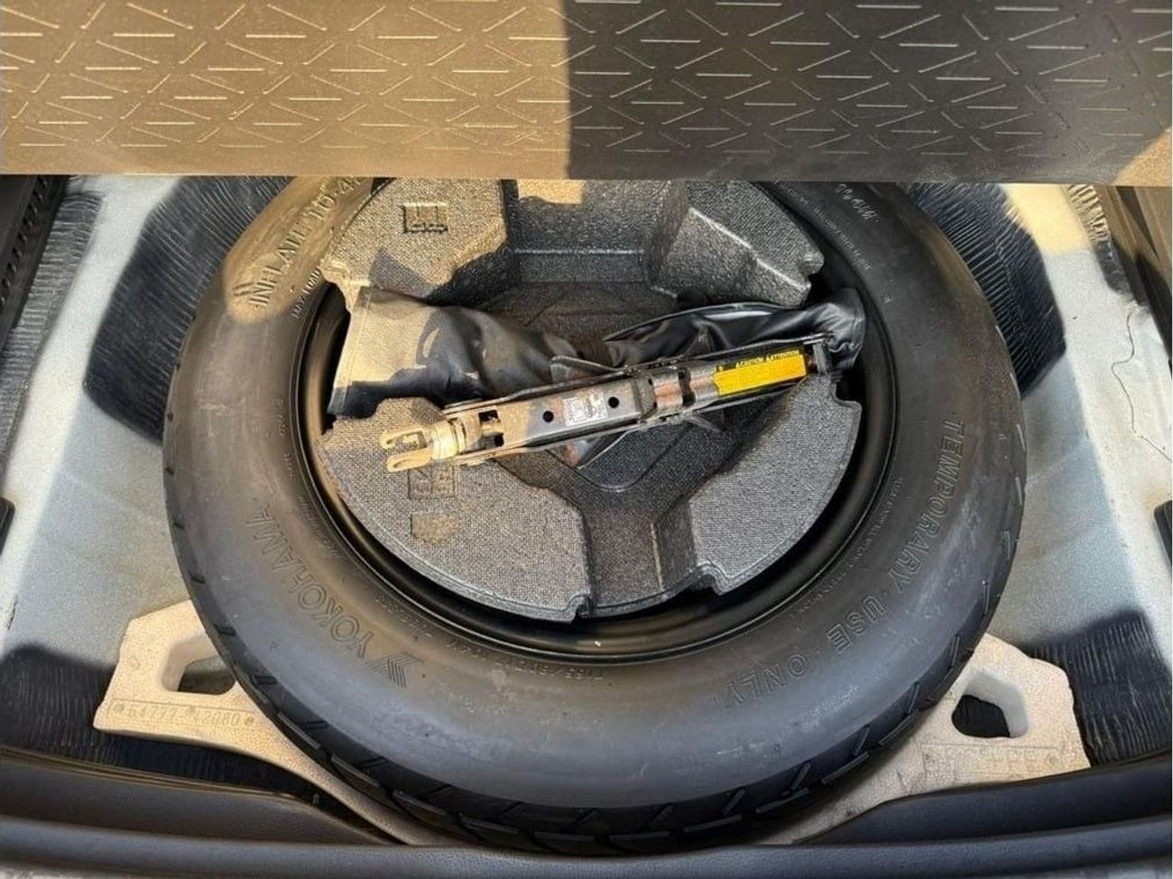 Toyota RAV4 SUNROOF | REAR VIEW CAMERA | 2.5L PETROL | HYBRID | AWD | RHD | 2021 | MEMORY SEAT