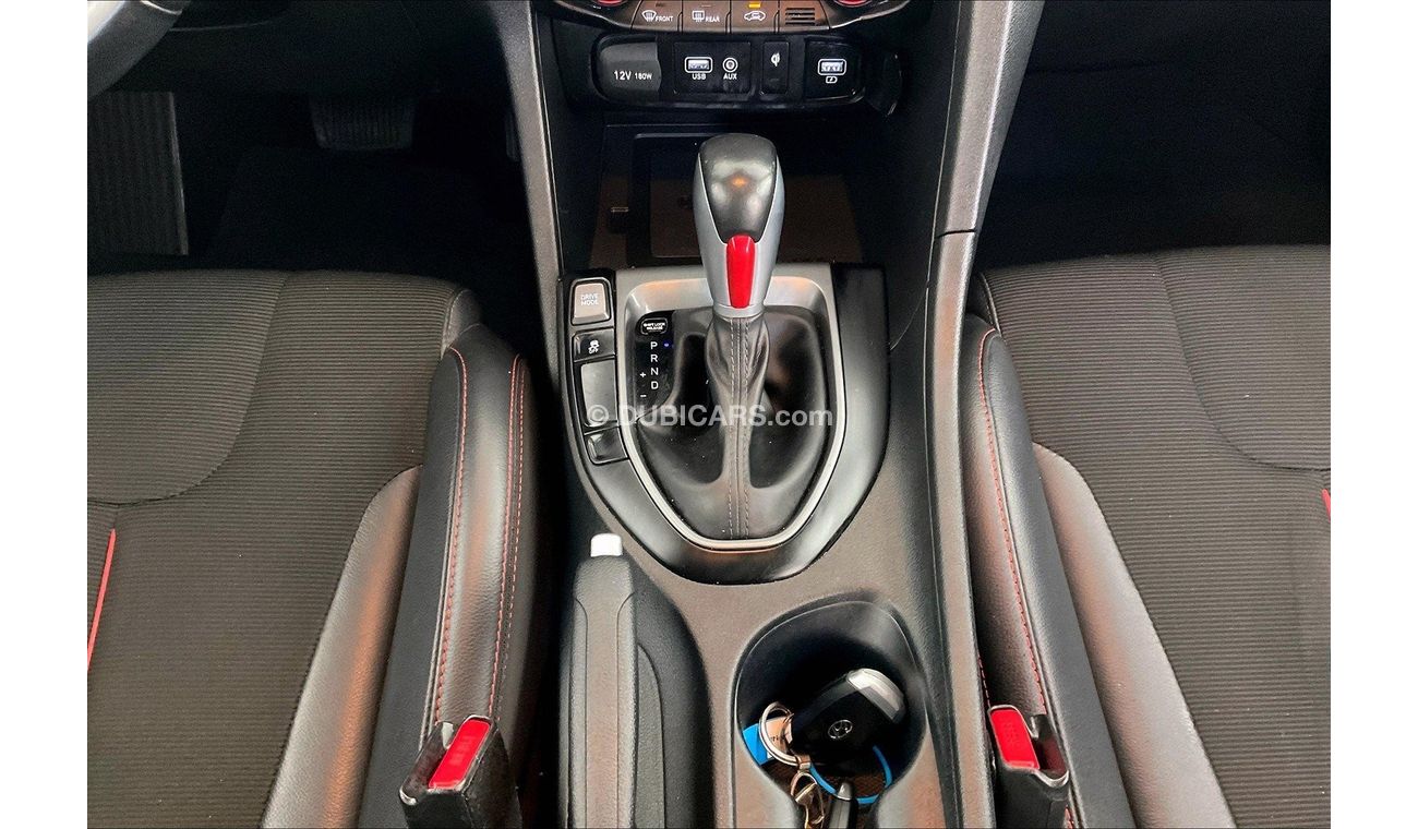 Hyundai Veloster Sport