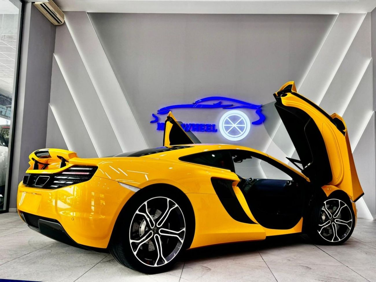 مكلارين MP4-12C | GCC | with Service history