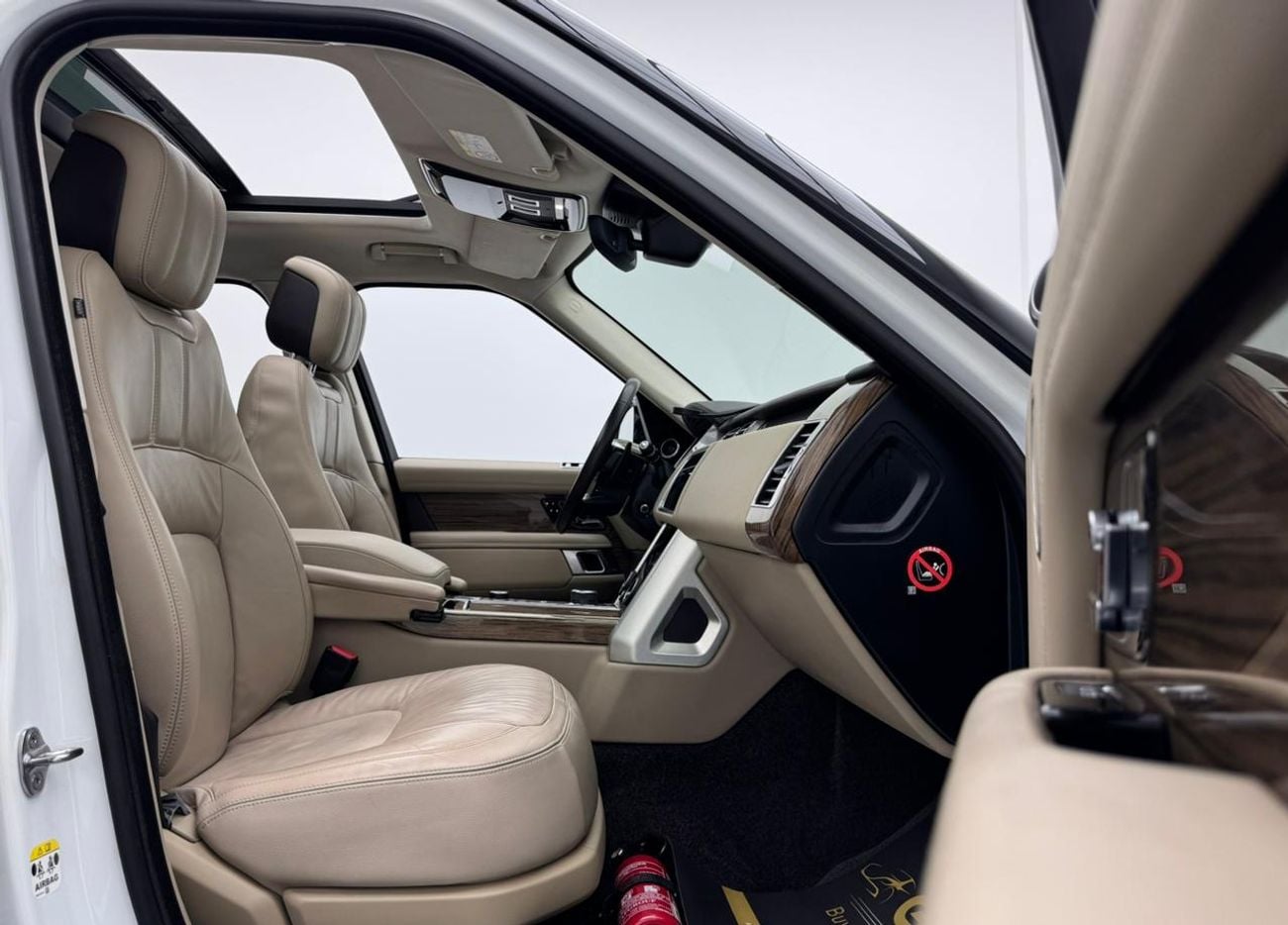 Land Rover Range Rover 2019 Range Rover Vogue HSE, 1 Year Warranty, Full Service History, Excellent Condition, GCC