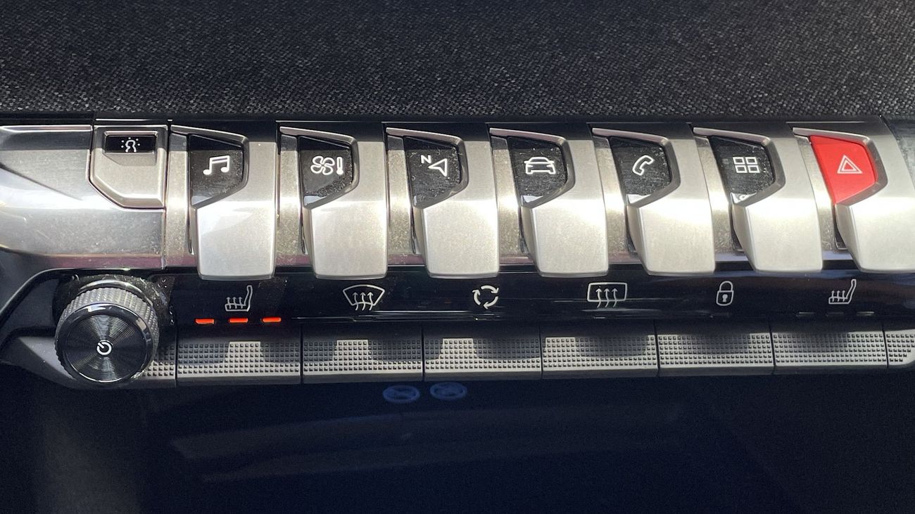 Peugeot 3008 GT Line 1.6 | Under Warranty | Free Insurance | Inspected on 150+ parameters